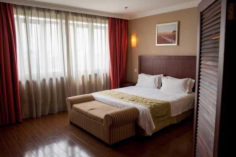 Hanting Hotel Shanghai Caohejing Yishan Road Экстерьер фото